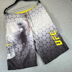 UFC Ultimate Fighting Championship Board Shorts Men Size 31 wrestling combat‎